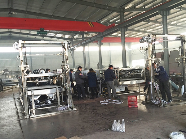 Automatic tray (pallet) cleaning and drying machine (ordered by Suzhou gaolego)